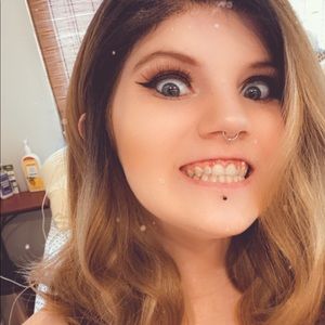 Meet your Posher, Natasha